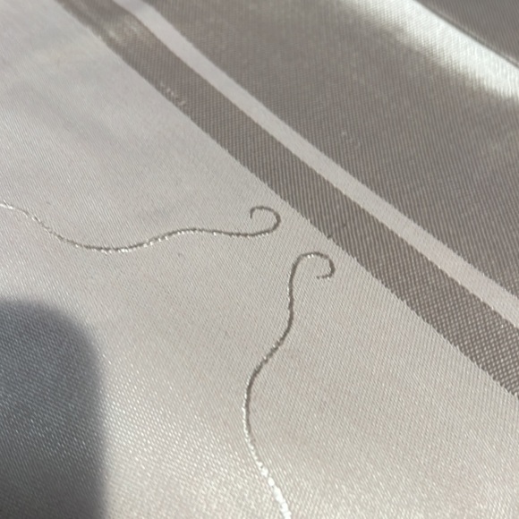 VINTAGE Pink Tablecloth and napkins made in Japan - Picture 4 of 10